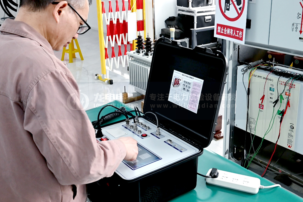 高壓開關(guān)機(jī)械特性測試儀